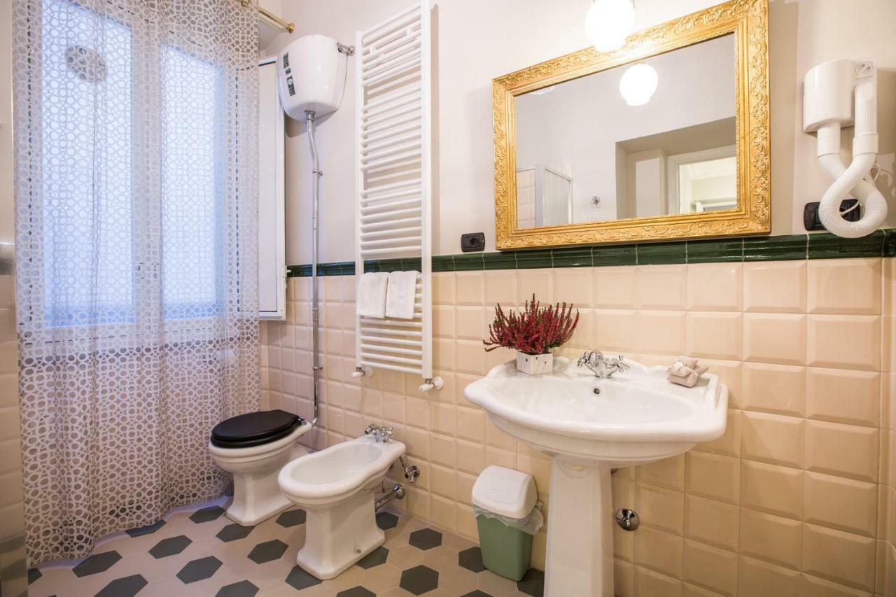 Art Nouveau Roma Colosseo Suites Exteriér fotografie